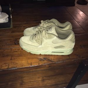 Nike Air Max 90 Premium Neutral Olive